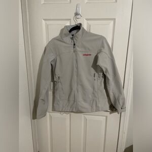 SOLD Patagonia zip up jacket size small